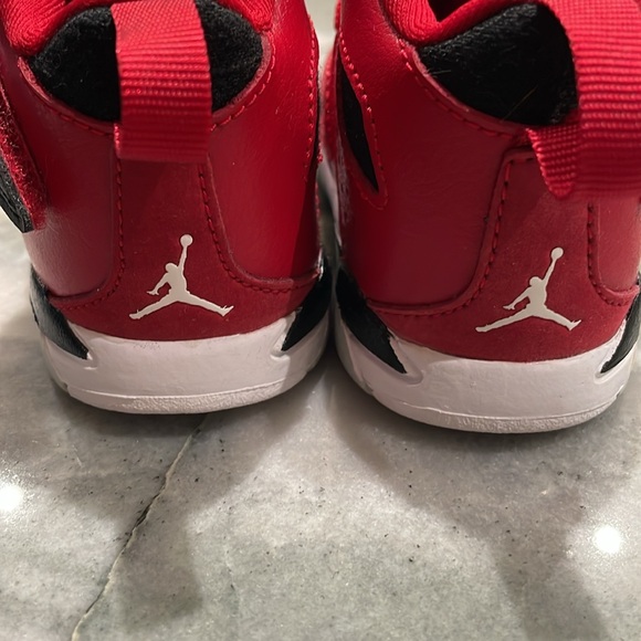 sneakers - Picture 3 of 4